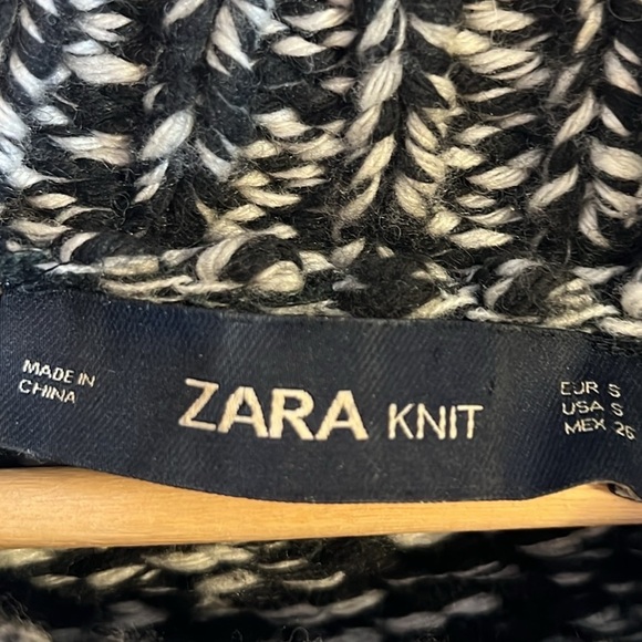 Zara Black/White Marled Chunky Sweater   Size Small - Picture 9 of 12